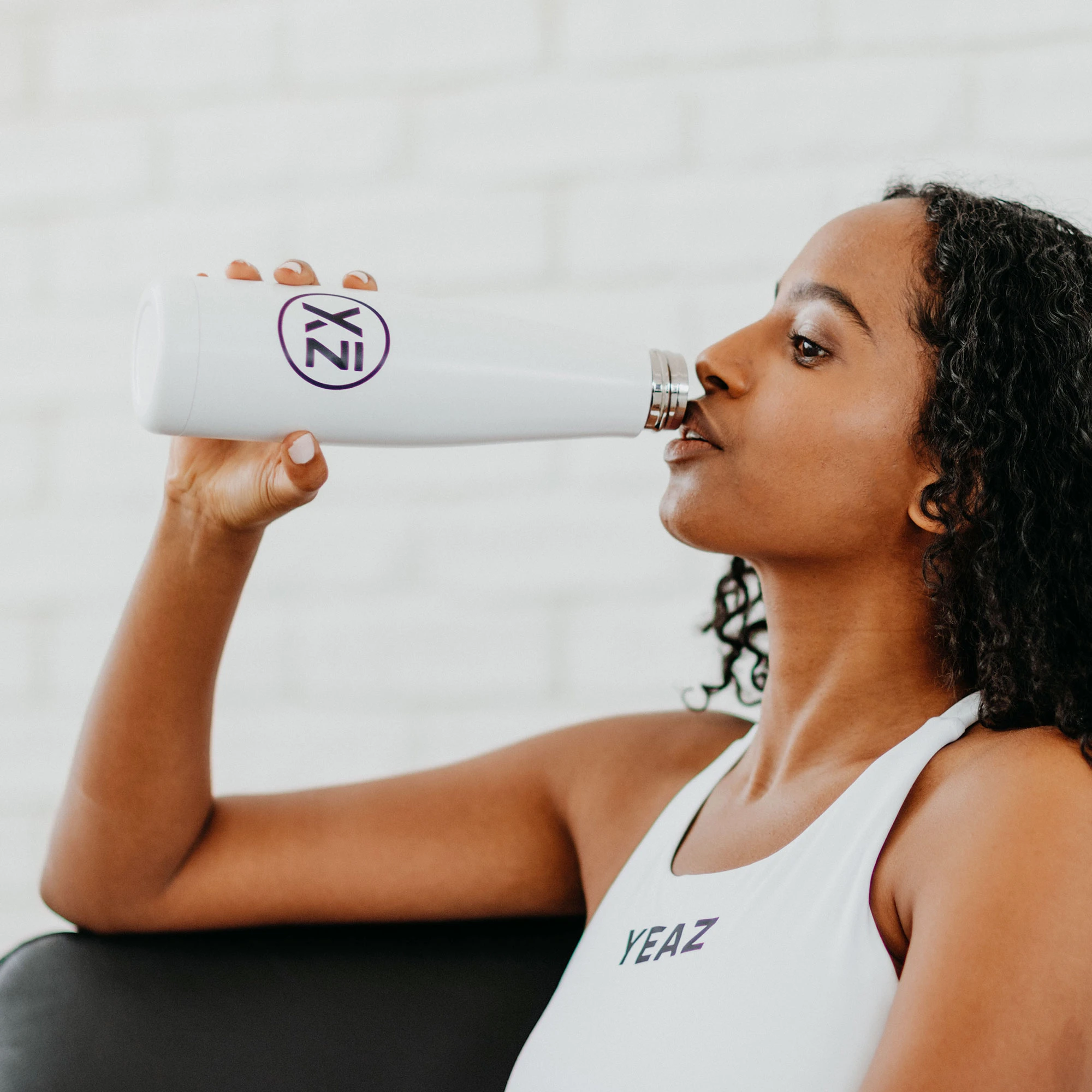 Titelseite -Yeaz Geschäft 666