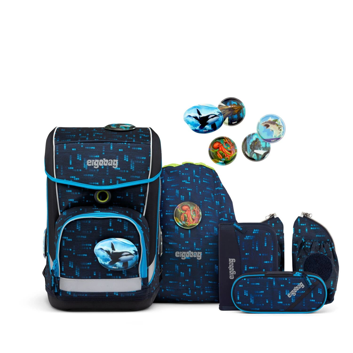 Ergobag Cubo Light TiefseetauchBär 22/23 - Grundschulranzen Set 5-teilig In Blau 1 Ergobag Cubo Light TiefseetauchBär 22/23 - Grundschulranzen Set 5-teilig In Blau