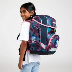 Ergobag Schulranzen Cubo Light KorallBär 5-teiliges Set In Blau/pink -Yeaz Geschäft ergobag schulranzen cubo light korallbar 5 teiliges set in blau pink 6