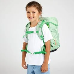 Ergobag Schulranzen Cubo WaldBärwohner 5-teiliges Set In Grün -Yeaz Geschäft ergobag schulranzen cubo waldbarwohner 5 teiliges set in grun 6