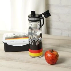 Geda Labels Trinkflasche Fußball Titel 750ml 5 Geda Labels Trinkflasche Fußball Titel 750ml -Yeaz Geschäft geda labels trinkflasche fussball titel 750ml 2