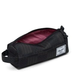 Herschel Settlement Pouches - Schlampermäppchen 20 Cm In Black Checkered Textile -Yeaz Geschäft herschel settlement pouches schlampermappchen 20 cm in black checkered textile 2