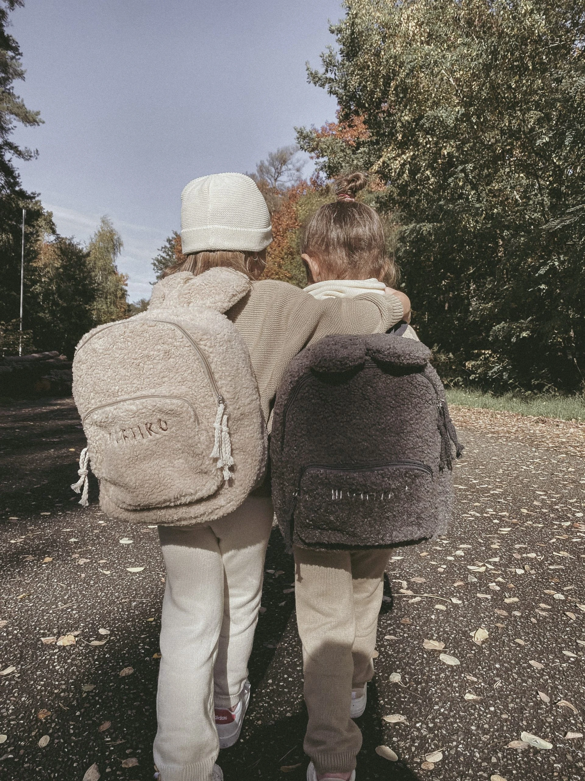 MORIIKO Kids Backpack Dark Grey Cm In Grau 3 MORIIKO Kids Backpack Dark Grey Cm In Grau – Bild 3