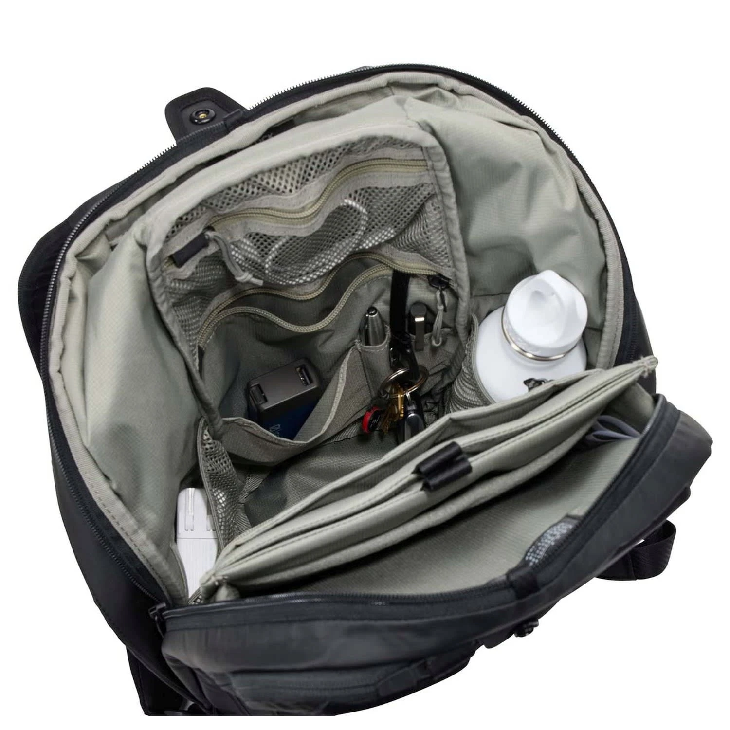 Thule Tact 16 - Rucksack 14" 42 Cm In Schwarz 6 Thule Tact 16 - Rucksack 14" 42 Cm In Schwarz – Bild 6